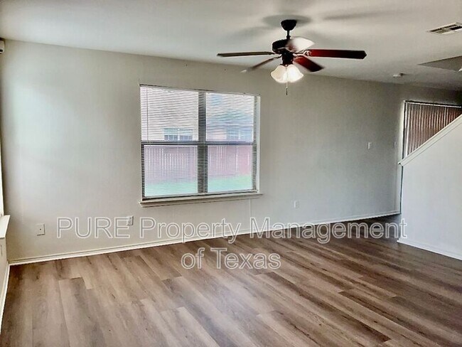 Building Photo - 3502 Sandy Brook Dr