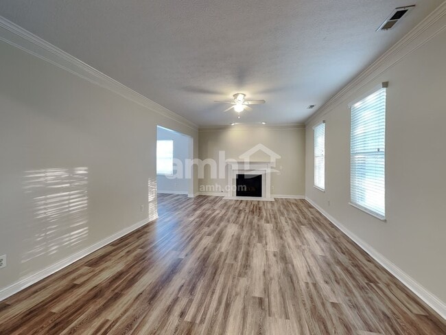 Building Photo - 6213 Womersley Dr