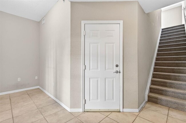 Foto del edificio - 9739 Meadow Field Cir