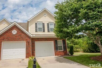 Building Photo - 2645 Hamlet Green Dr