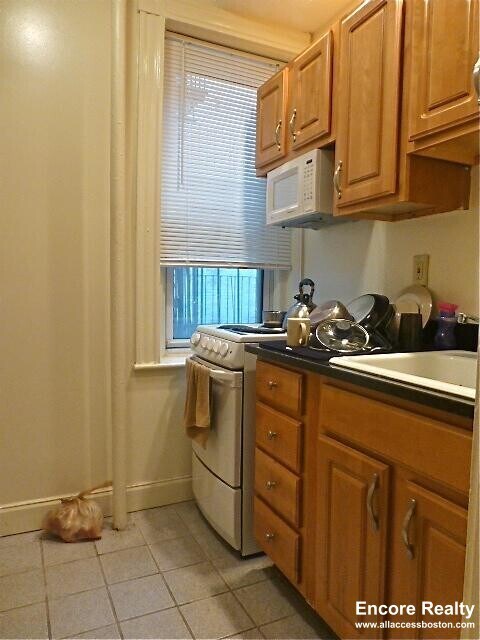 Foto del edificio - 111 Park Dr