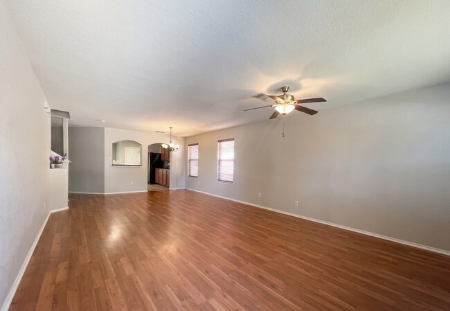 Building Photo - Beautiful 4 Bedroom Home in Inwood Place!