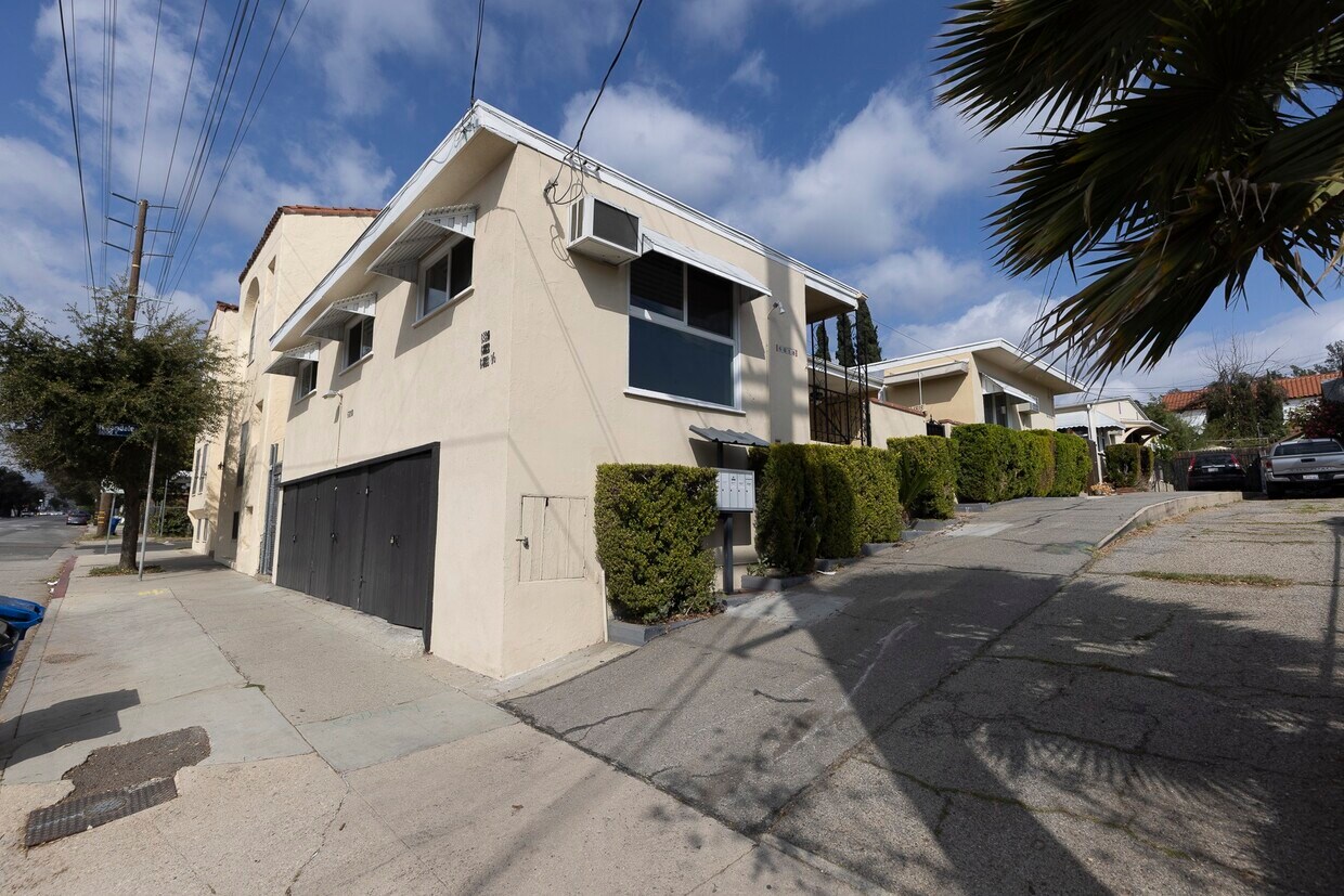 6818 N Figueroa St Unit 6818, Los Angeles, CA 90042 Apartments in Los