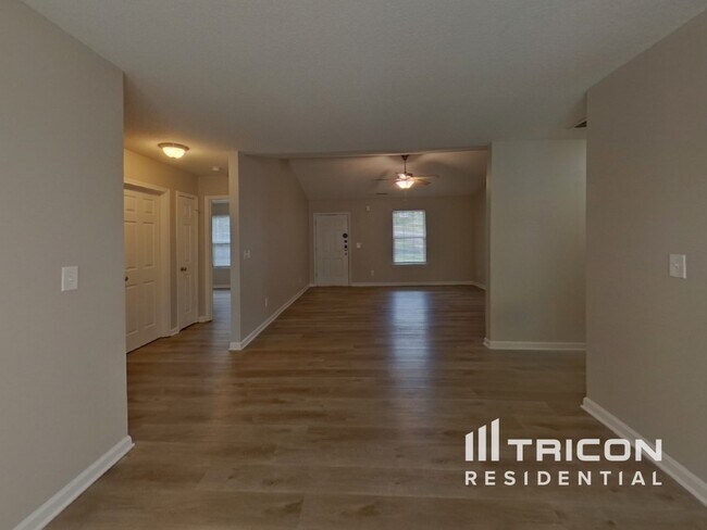 Foto del edificio - 6 Alderwood Ct