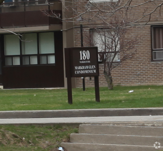 Building Photo - 180 Markham Rd