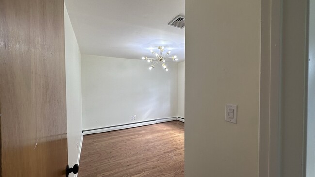 Foto del edificio - 211 Linden Ave