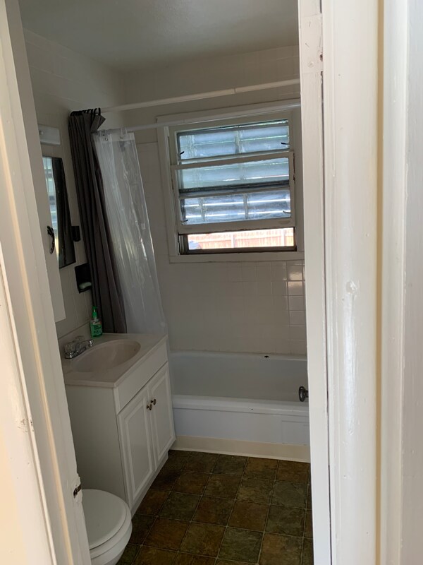 5058 Bear Rd Unit 6, Syracuse, NY 13212 Apartment for Rent in