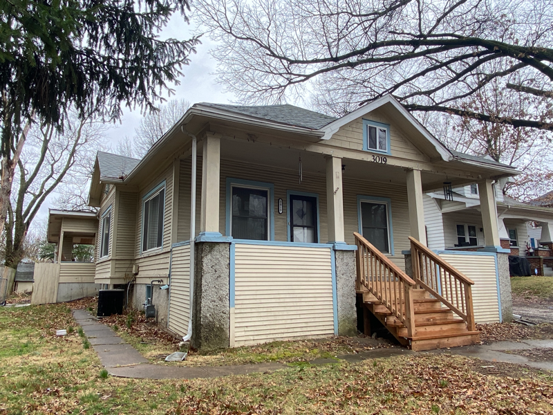Primary Photo - 3019 Brown St