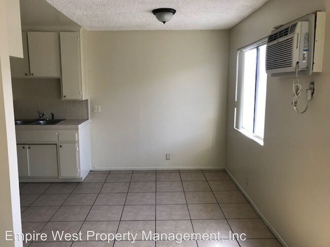 Building Photo - 11422 Emelita St
