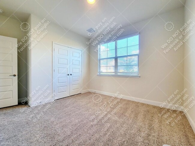 Building Photo - 4 br, 2 bath House - 17828 Bassano Ave