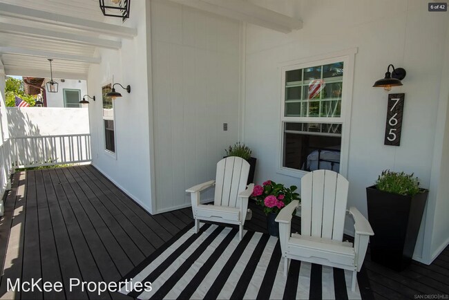 Building Photo - 3 br, 2 bath House - 765 H Avenue
