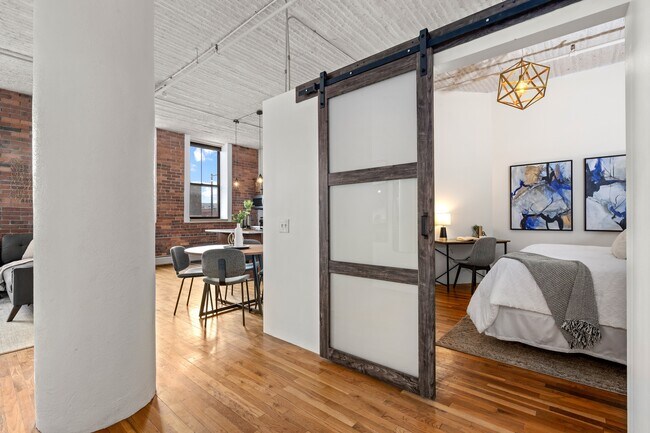 Foto del edificio - 2261 Blake St