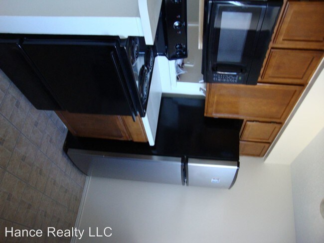 Foto del edificio - 3 br, 2 bath House - 6837 Betty Levy