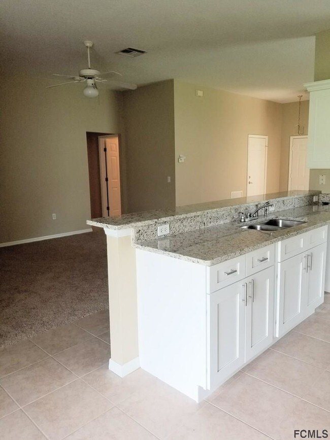 Foto del edificio - 53 Brownstone Ln