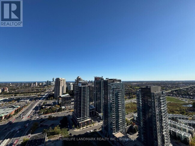 Building Photo - 15 Watergarden Dr