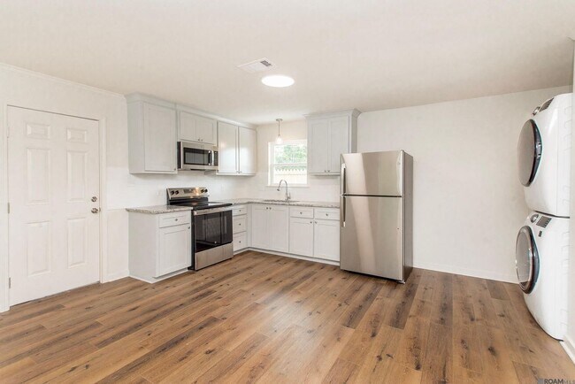 Foto del edificio - 43053 N Billville Rd