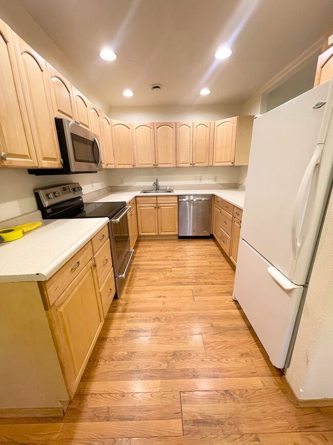 Building Photo - 3bd A-Frame for Rent in North Pole! Fuel I...