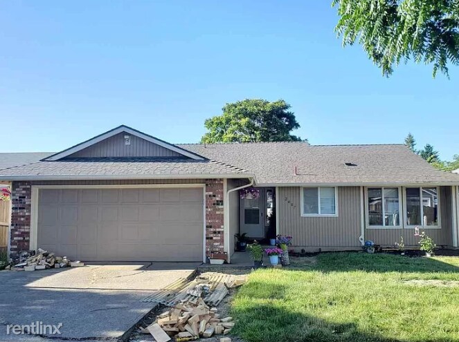 Primary Photo - 3 br, 2 bath House - 2487 Four Point St NE