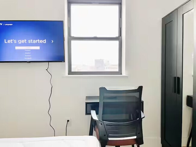 Photo - Furnished room/NOT APARTMENT