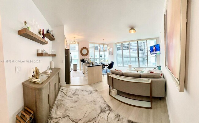 Foto del edificio - 1111 SW 1st St