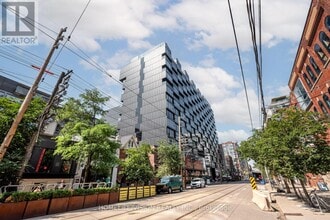 Building Photo - 629 King St W