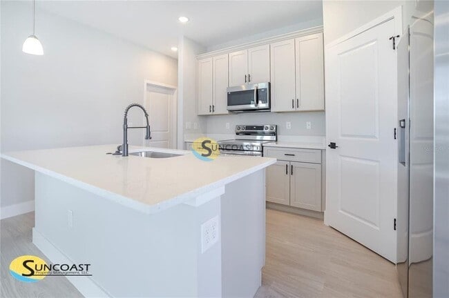 Building Photo - 16837 SW 47th Court Rd