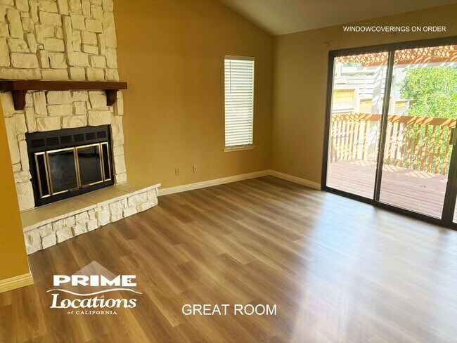 Foto del edificio - Updated Roseville 2 bedroom 2 bath Gem