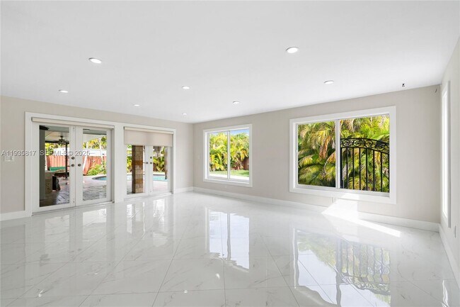 Foto del edificio - 13611 SW 77th St
