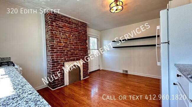 Foto del edificio - Adorable & Updated 2Bed/1.5Bath Single Fam...