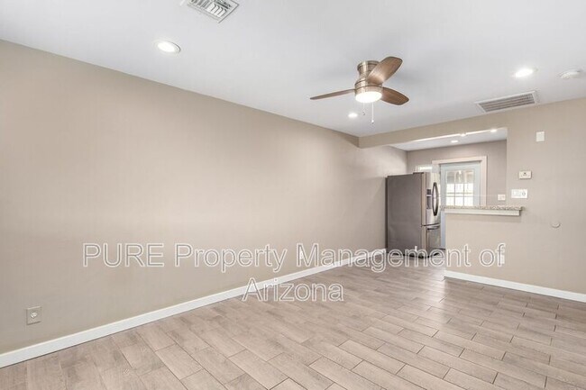 Foto del edificio - 3237 N 66th St