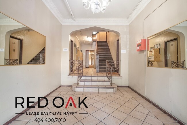 Foto del edificio - 607 S Dunsmuir Ave