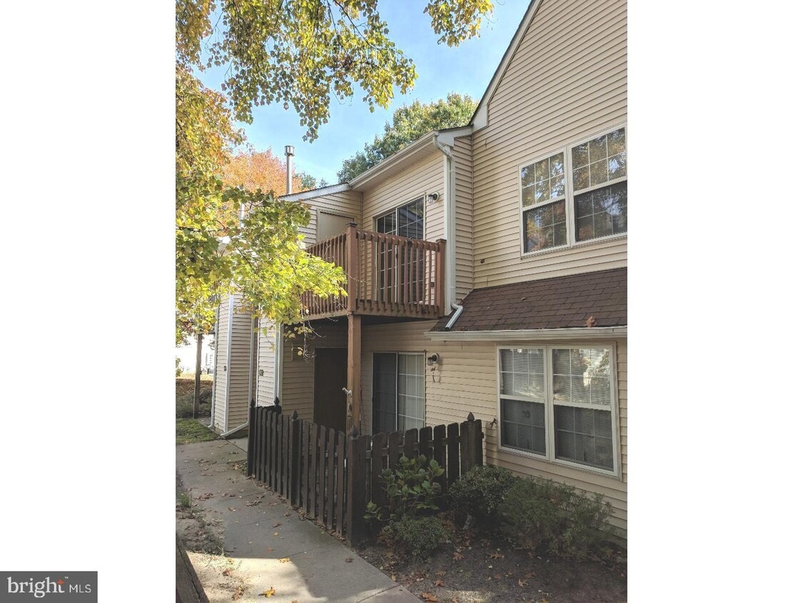 1266 Tristram Cir, Mantua Township, NJ 08051 Townhome Rentals in