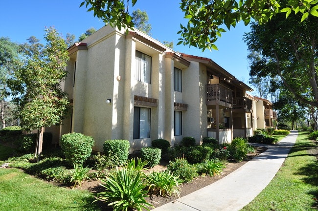 Foto del edificio - Country Club Villas