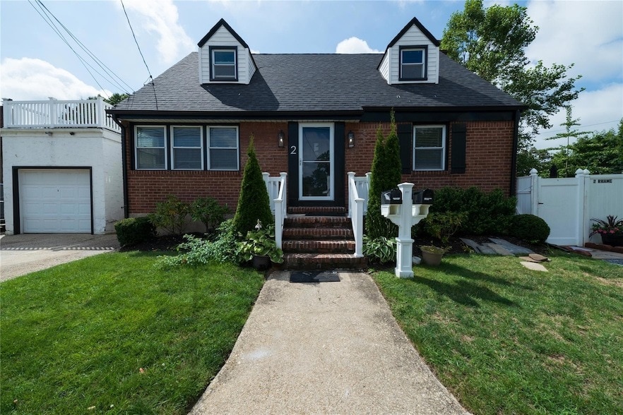 Primary Photo - 2 Rhame Ave