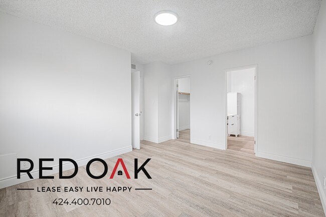 Foto del edificio - 2050 Rodney Dr