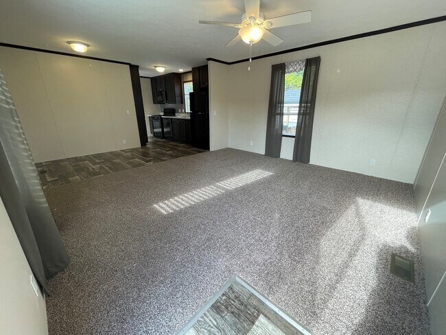Foto del edificio - 31 Mockingbird Hill Dr