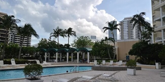 Building Photo - 888 Brickell Key Dr