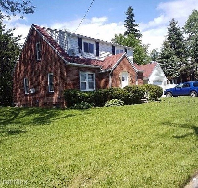 Building Photo - 5 br, 2.5 bath House - 81 Maple Avenue