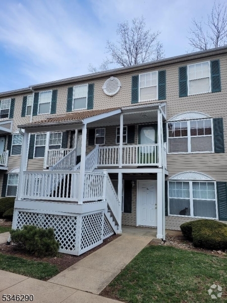 Building Photo - 26 Hausmann Ct
