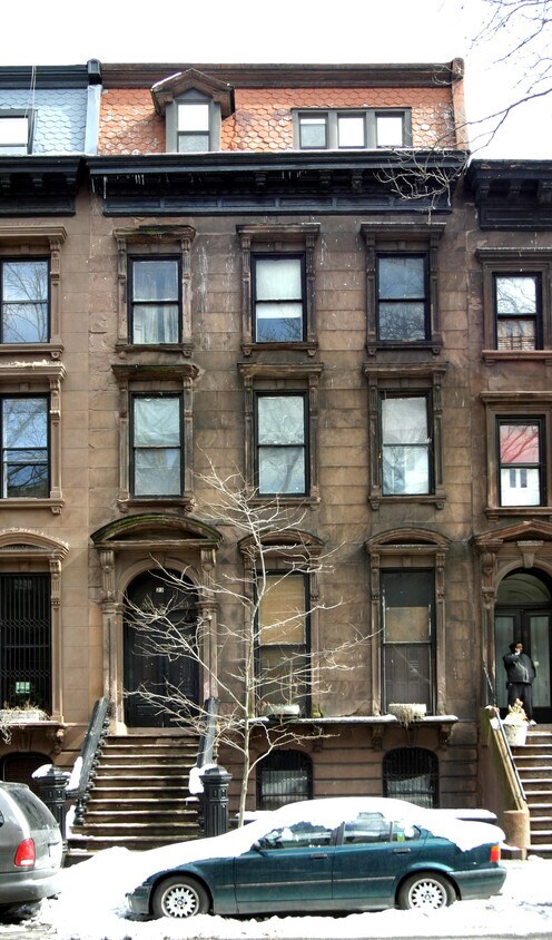 Primary Photo - 23 S Portland Ave