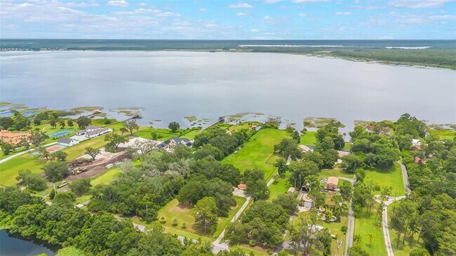 Foto del edificio - 13517 Kirby Smith Rd