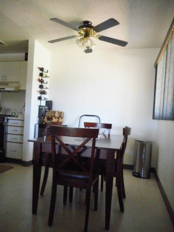 Building Photo - Westloch Fairway Townhouse - 1 bedroom, 1 ...