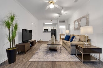 Building Photo - Vineyard Springs