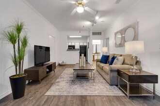 Building Photo - Vineyard Springs