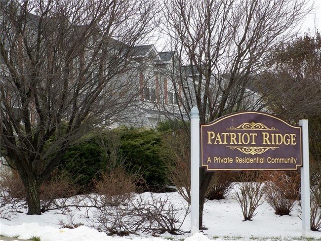 Foto del edificio - 1026 Ethan Allen Dr