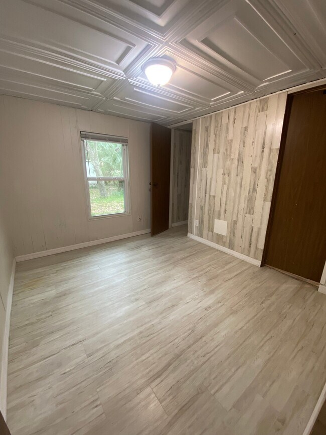 Foto del edificio - 10378 Camp Mack Rd