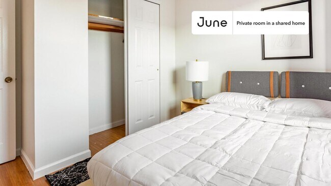 Foto del edificio - Room in Shared 4 bed/2 bath home