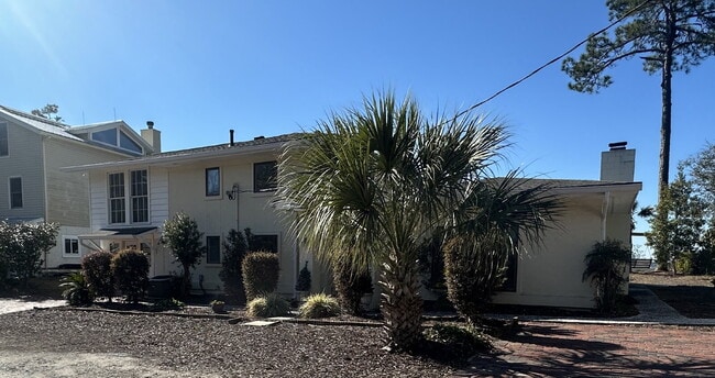 Foto del edificio - Four Bedroom Waterfront Home on the May River!