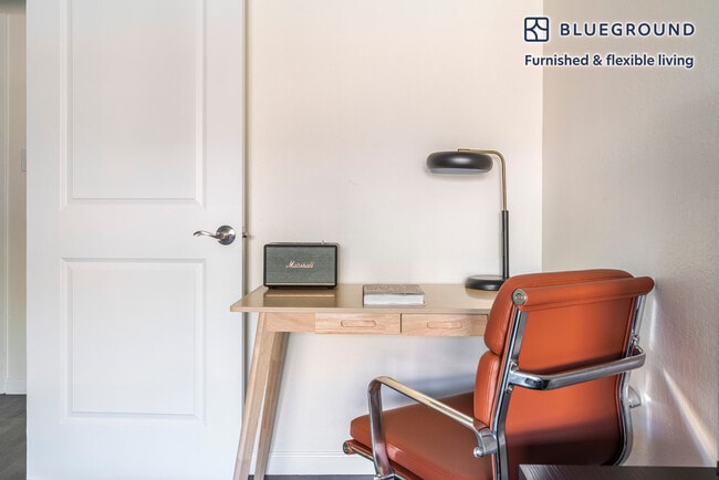 Building Photo - 1941 California St