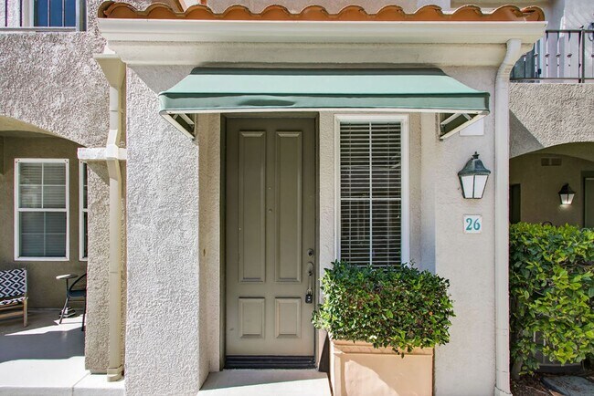 Foto del edificio - Bright & Updated 2 Bedroom Home with Flexible Primary Retreat and Amazing Community Amenities!